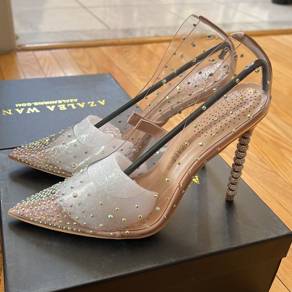 Clear Heels - Picture 11 of 11